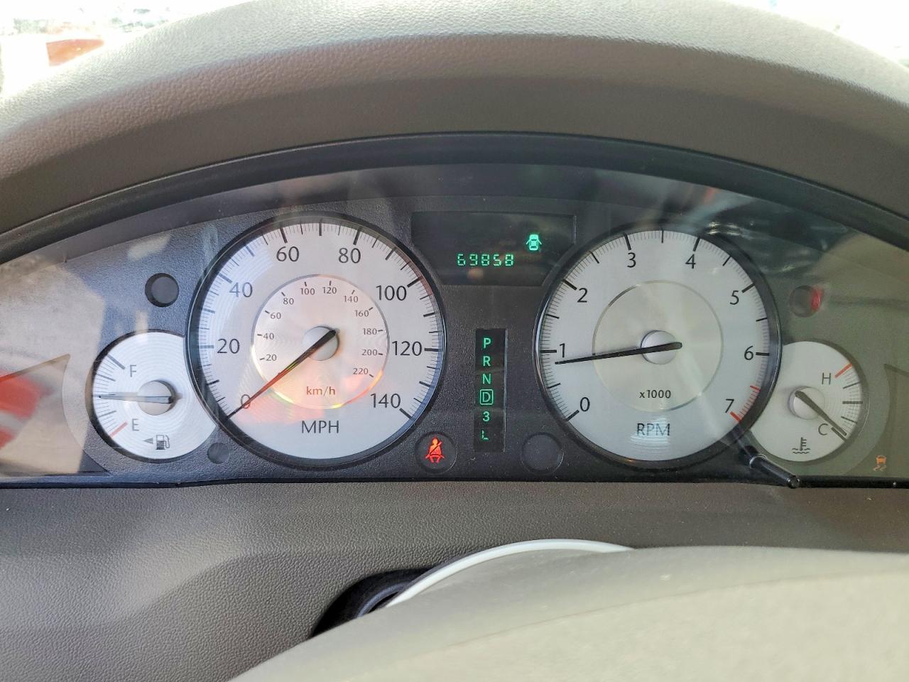 2010 CHRYSLER 300