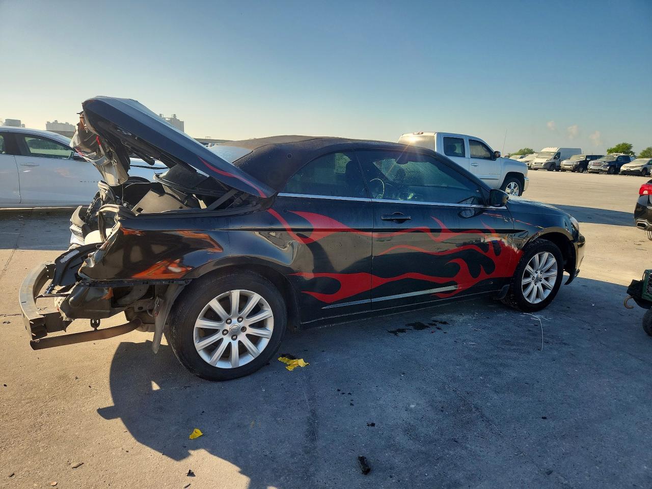 2011 CHRYSLER 200