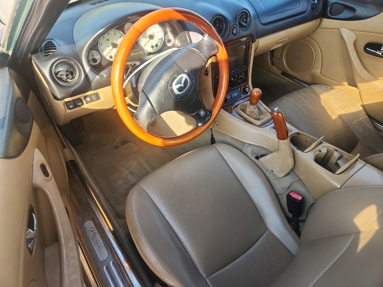 2001 MAZDA MX-5 Miata