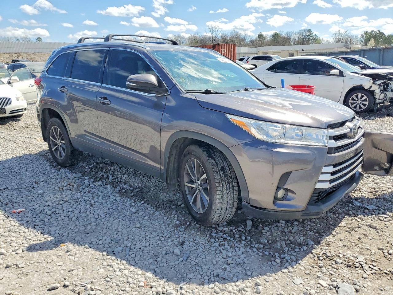 2019 TOYOTA HIGHLANDER