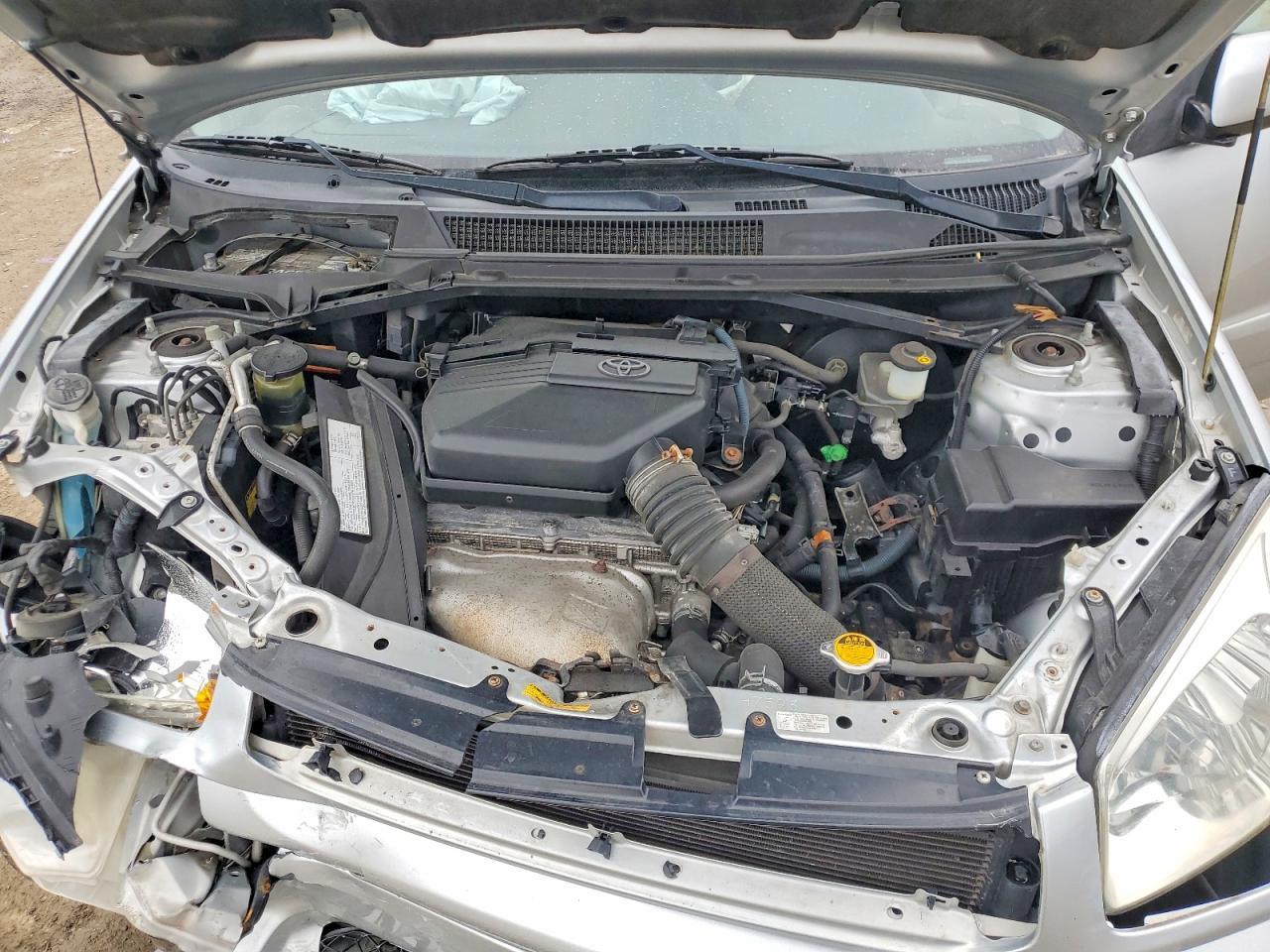 2004 TOYOTA RAV4