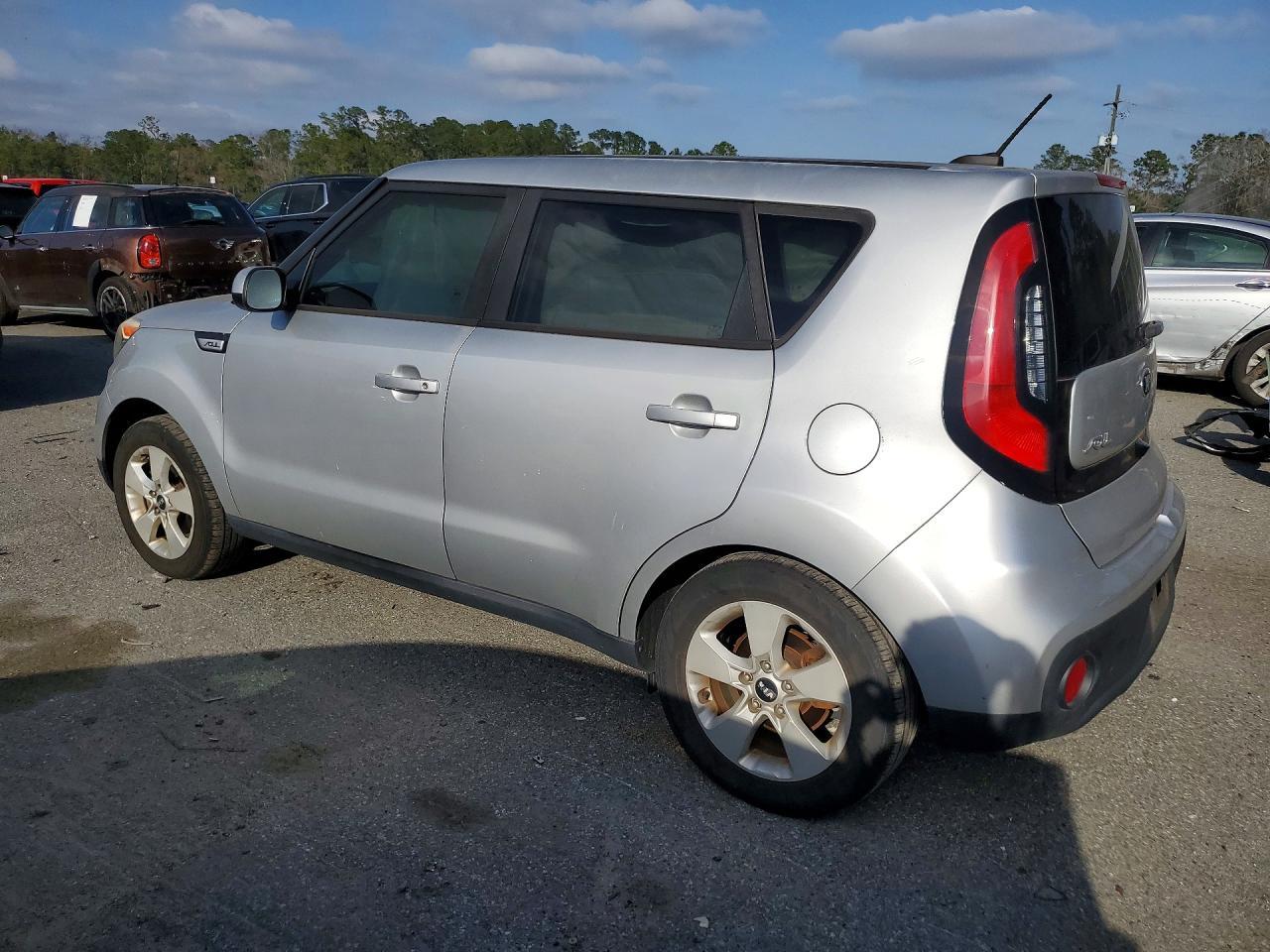 2017 KIA SOUL