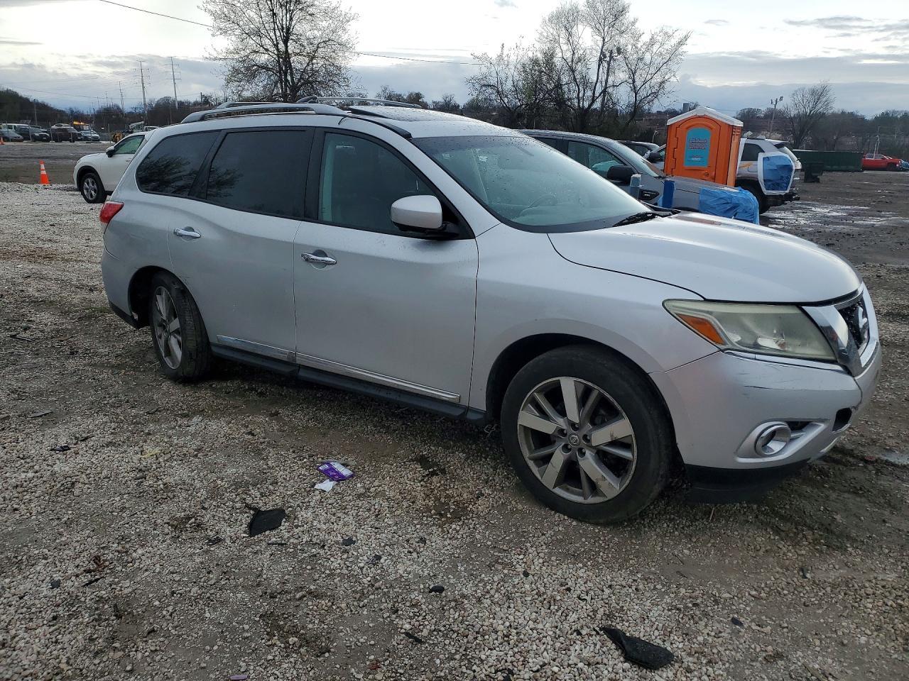 2013 NISSAN PATHFINDER