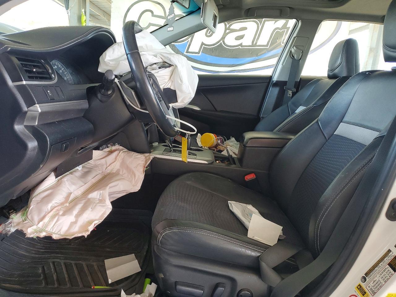 2014 TOYOTA CAMRY