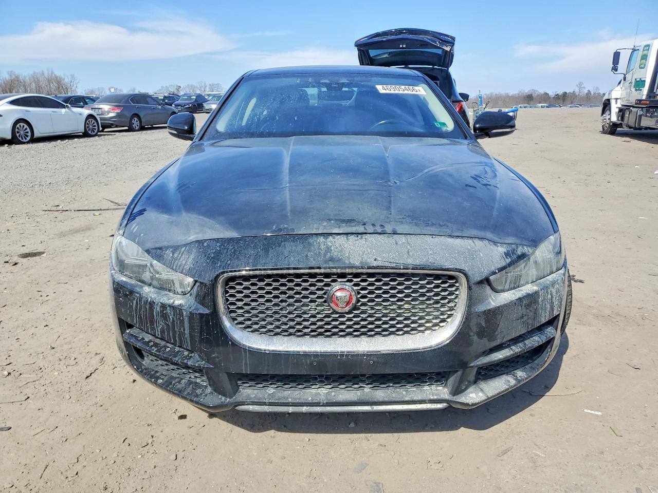 2019 JAGUAR XE