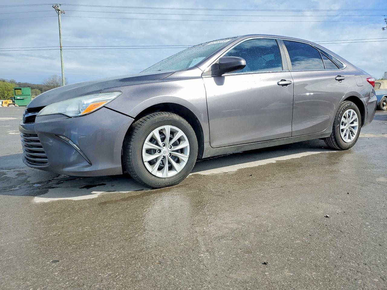 2015 TOYOTA CAMRY