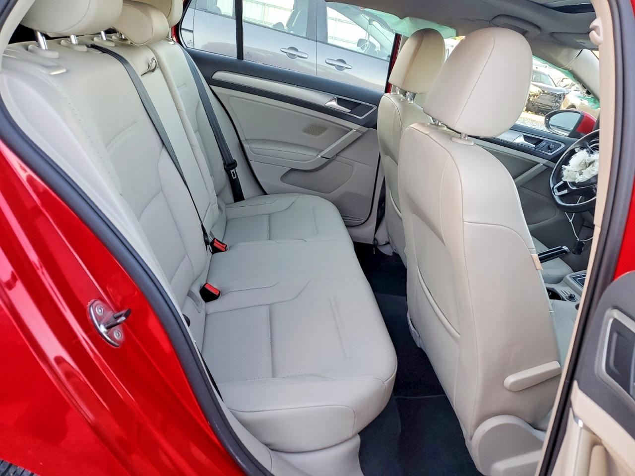 2017 VOLKSWAGEN GOLF