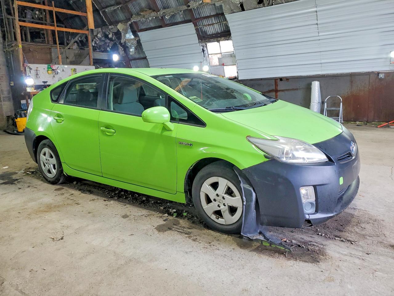 2011 TOYOTA PRIUS