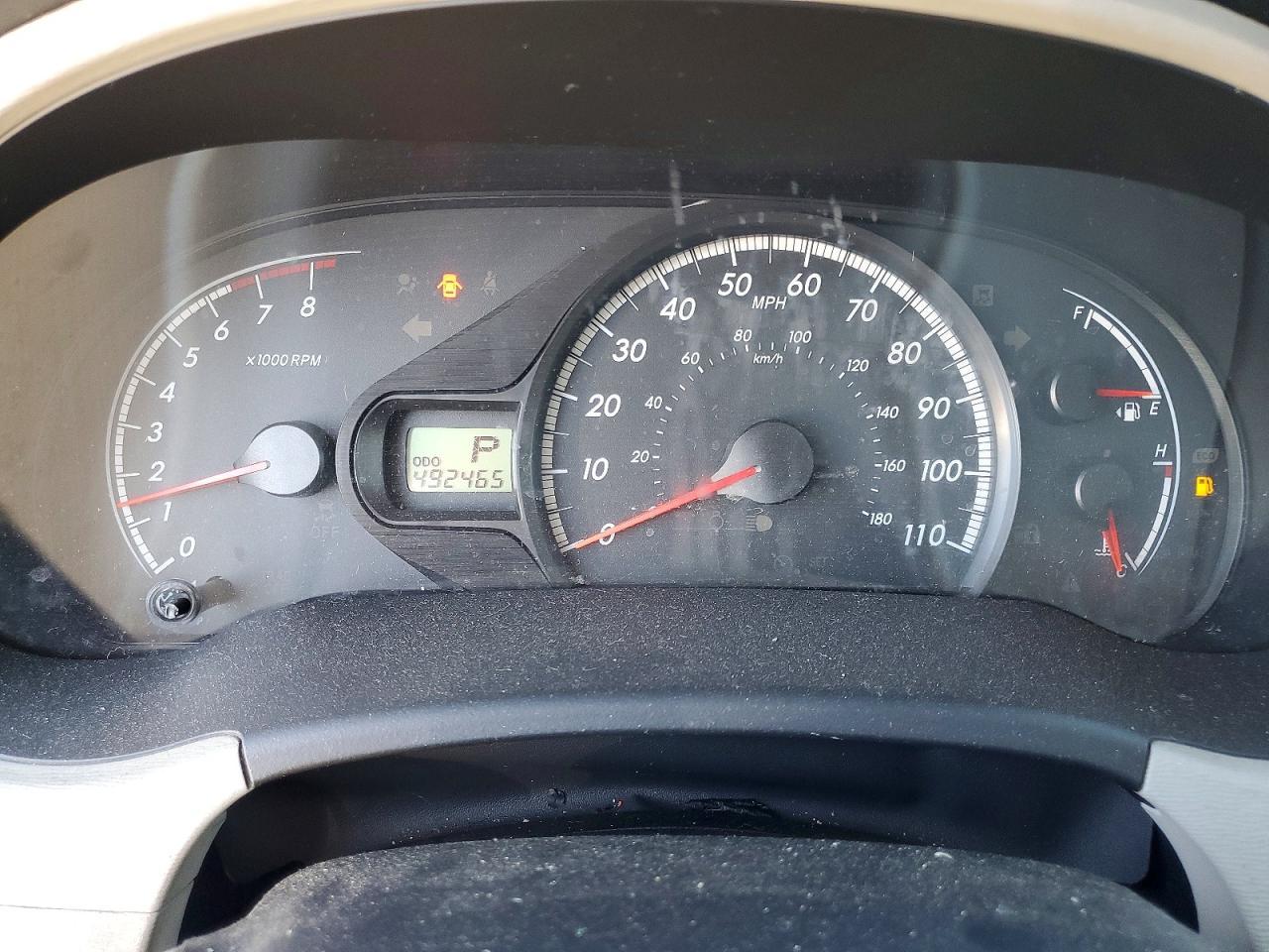 2011 TOYOTA SIENNA