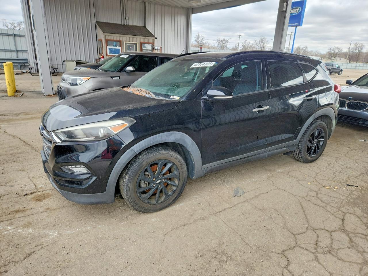 2016 HYUNDAI TUCSON
