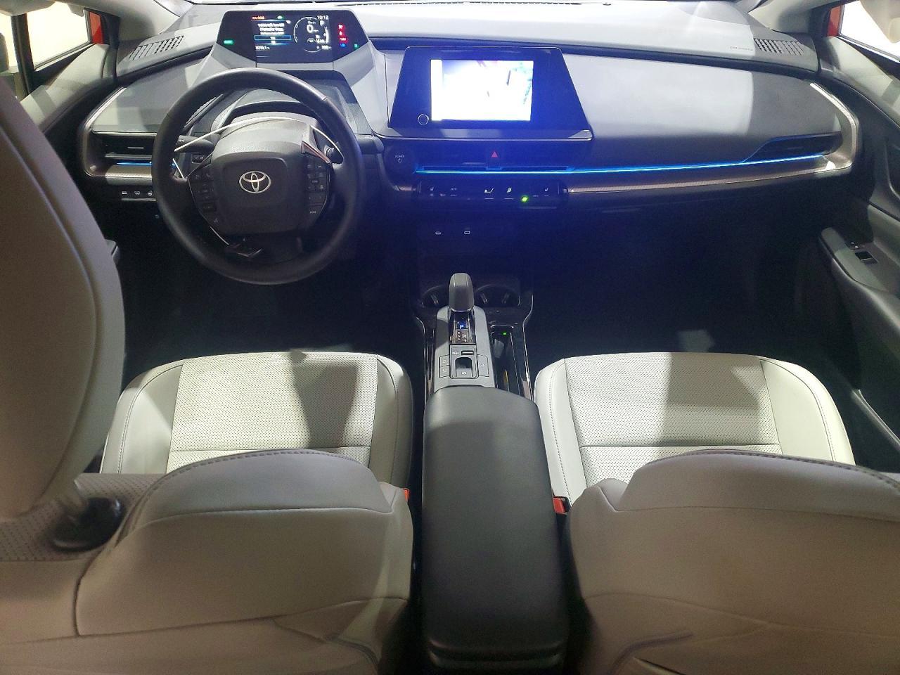 2024 TOYOTA PRIUS