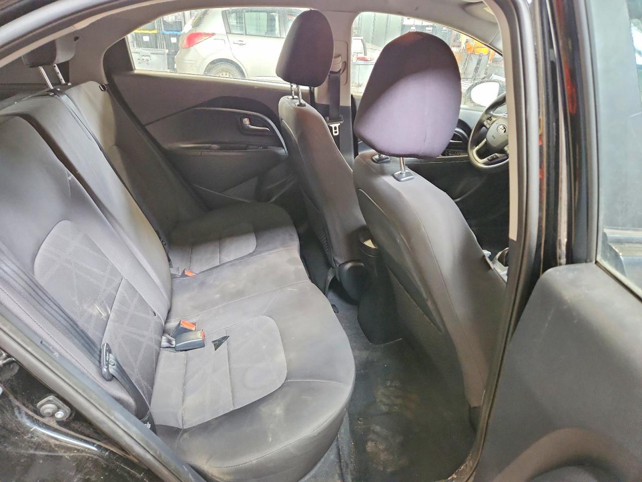 2013 KIA RIO