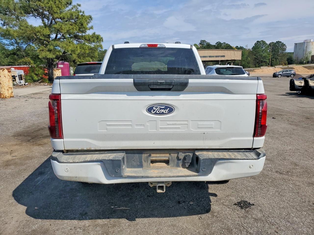 2024 FORD F-150 Lightning