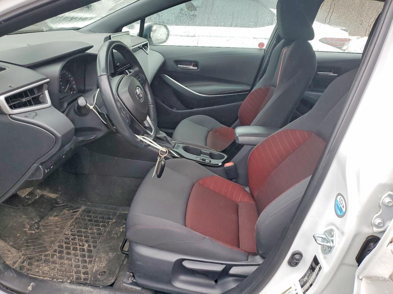 2025 TOYOTA COROLLA