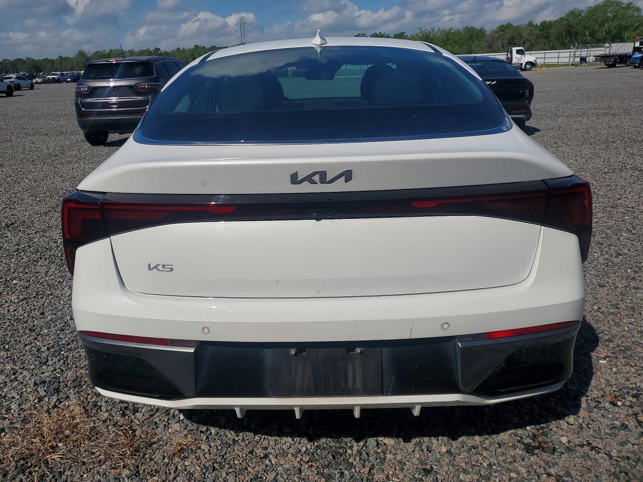 2025 KIA K5