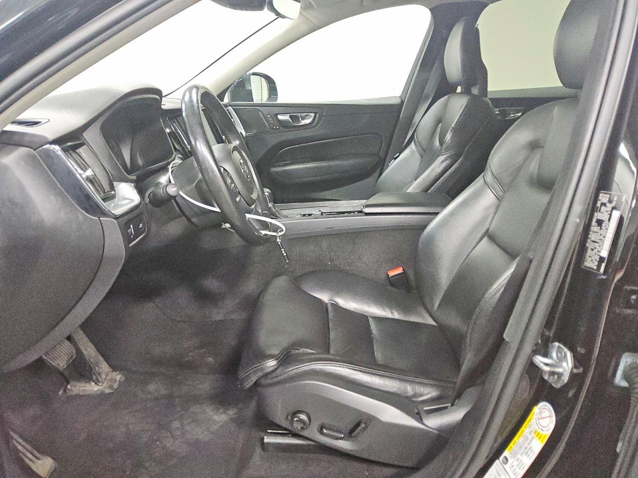 2019 VOLVO XC60