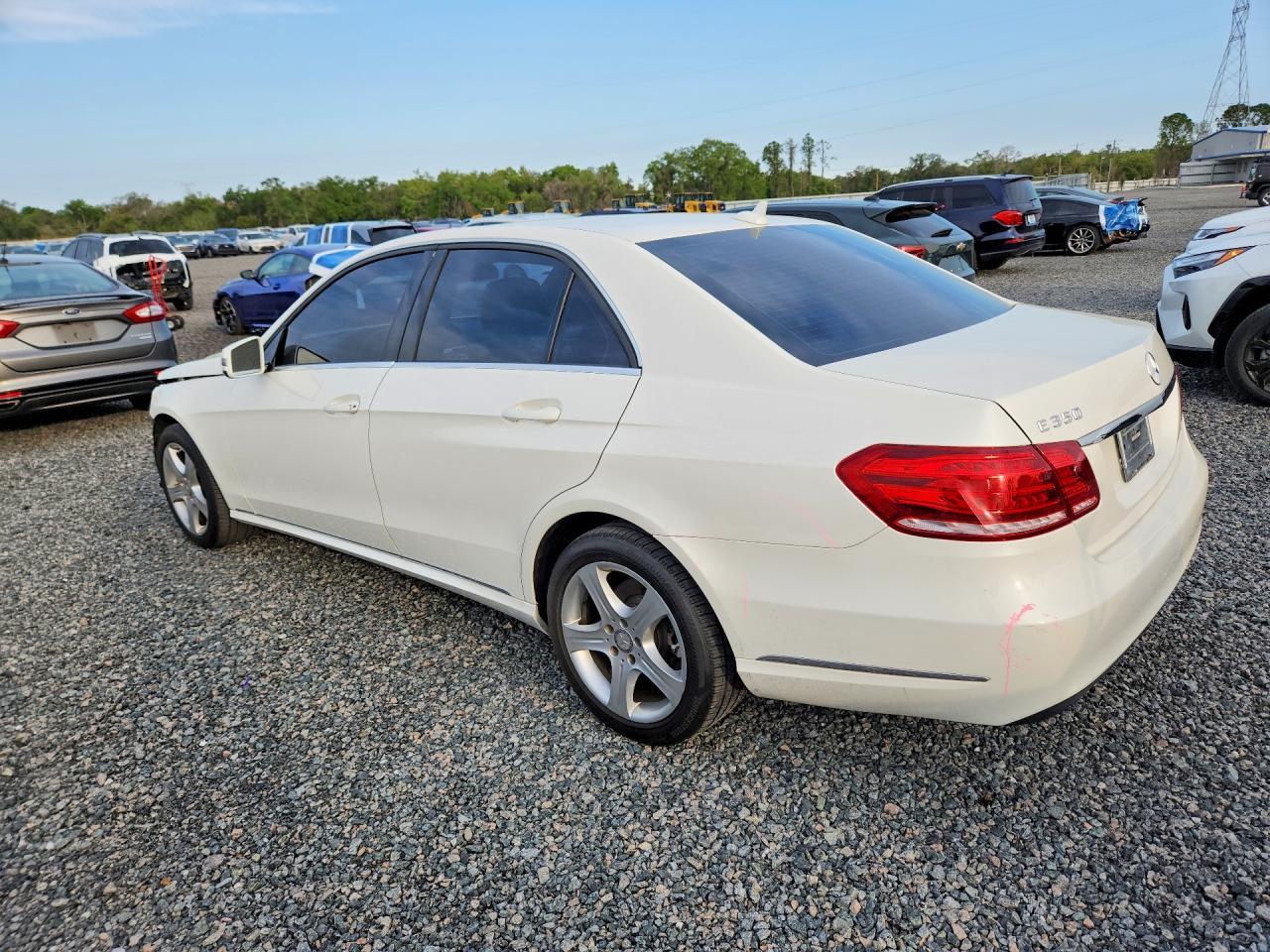 2014 MERCEDES-BENZ E-Class