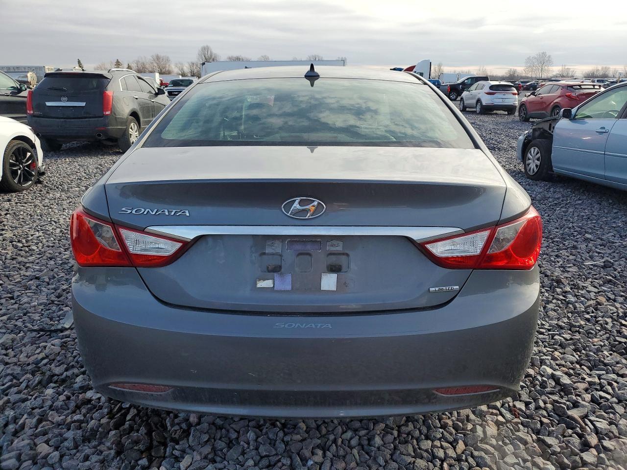 2013 HYUNDAI SONATA