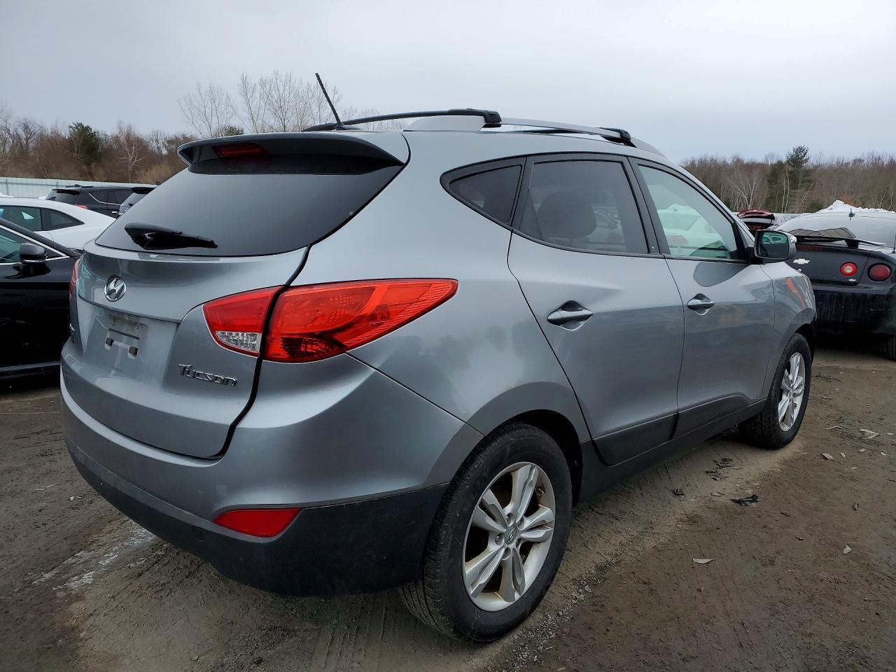 2013 HYUNDAI TUCSON