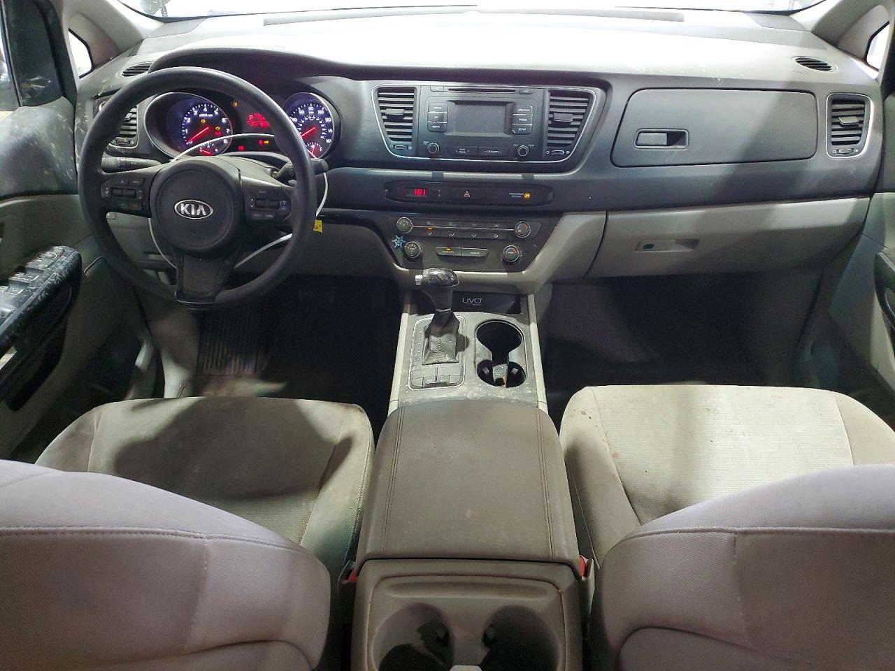 2015 KIA SEDONA