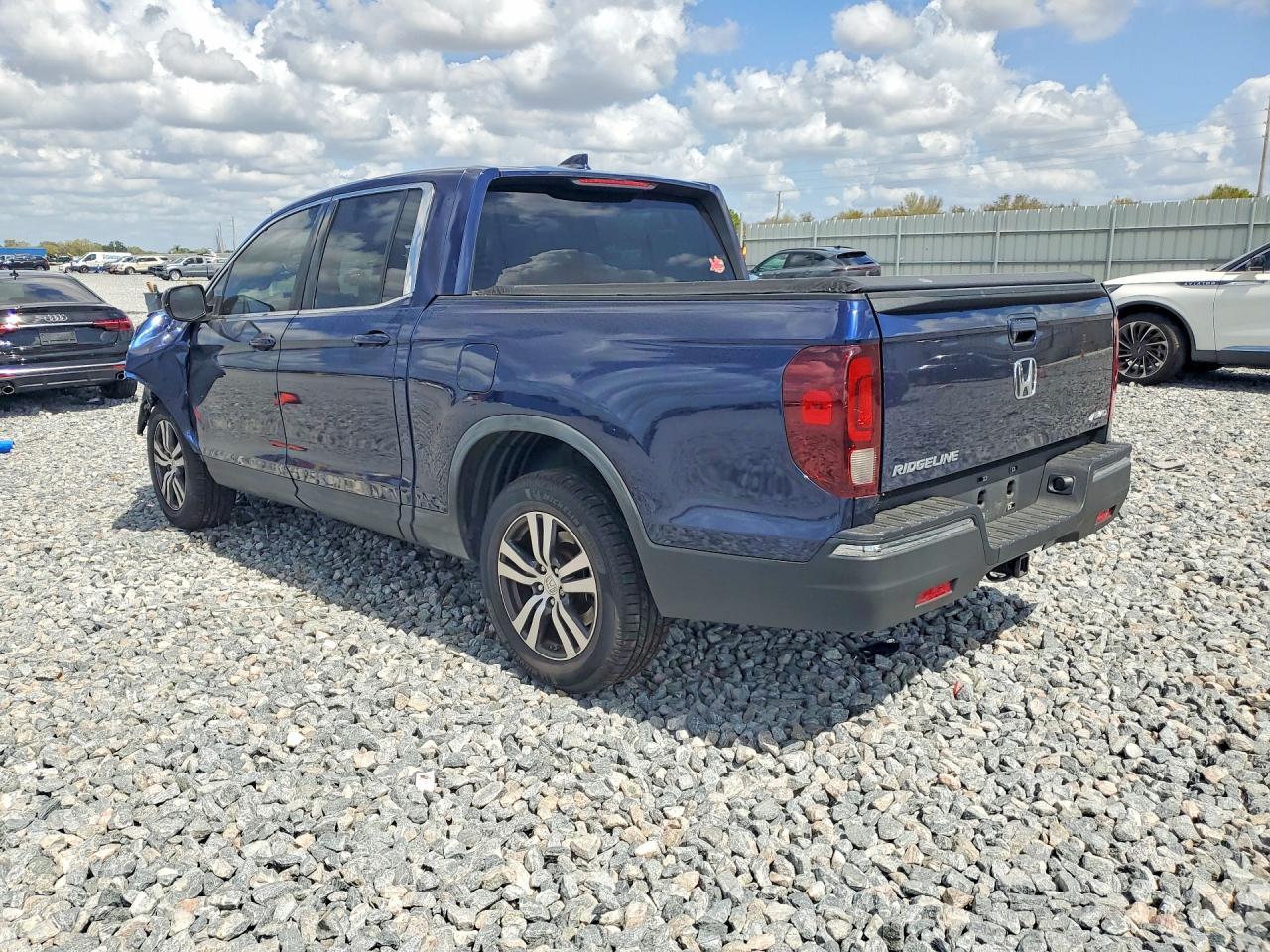 2017 HONDA Ridgeline