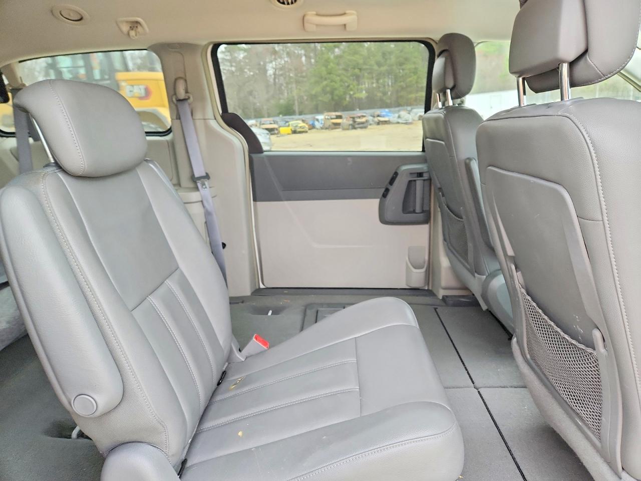 2010 DODGE GRAND CARAVAN
