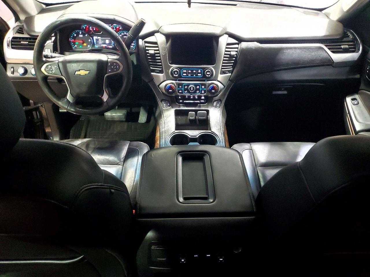 2018 CHEVROLET Suburban