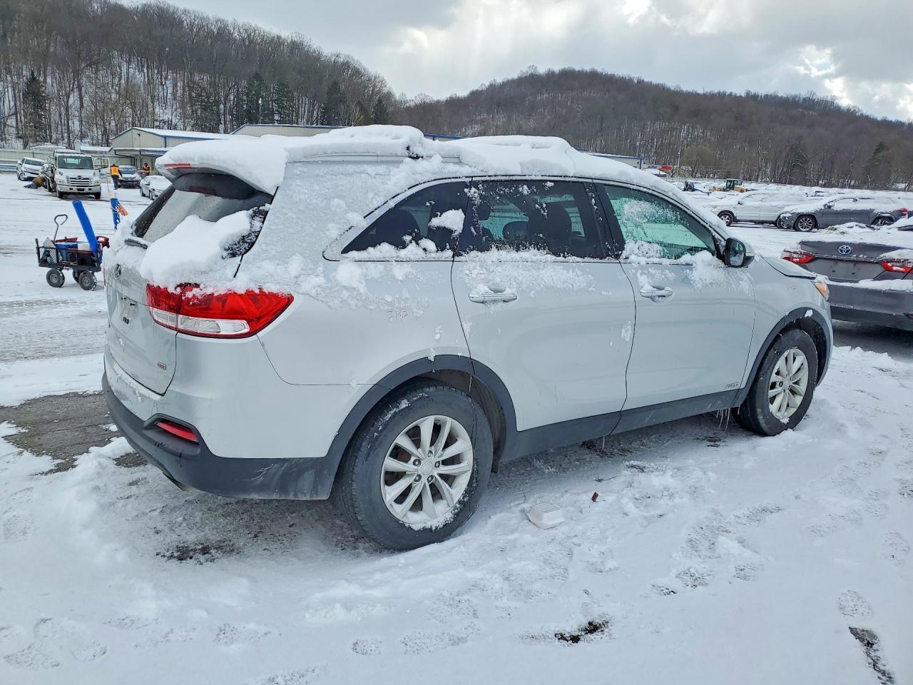 2018 KIA SORENTO