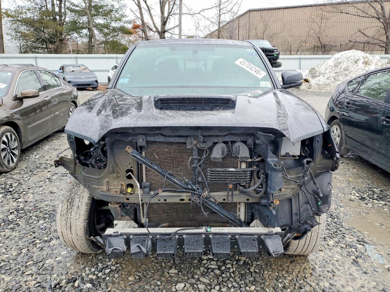 2016 TOYOTA TACOMA