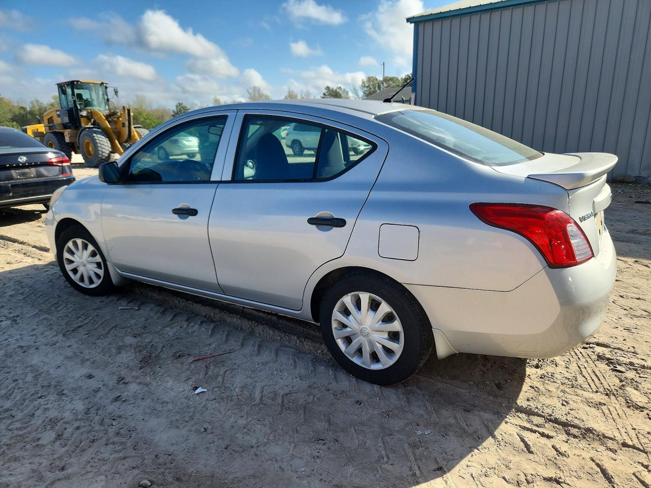 2014 NISSAN VERSA