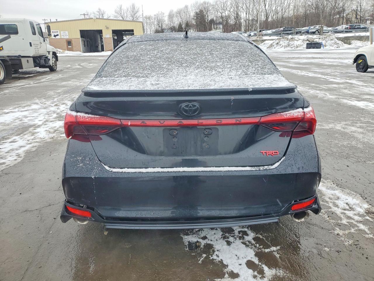 2020 TOYOTA Avalon