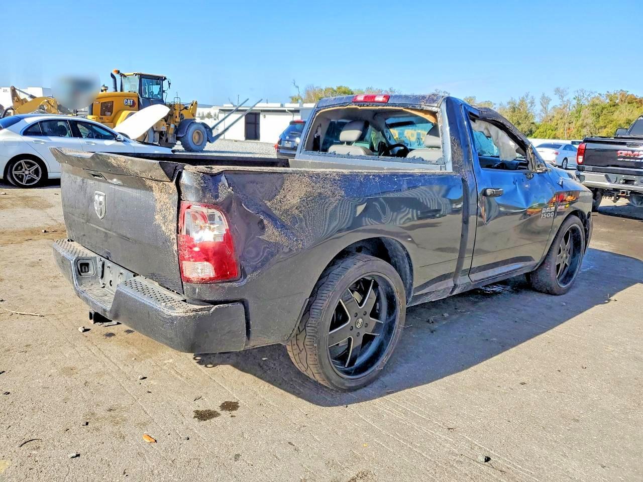 2017 RAM 1500 ST