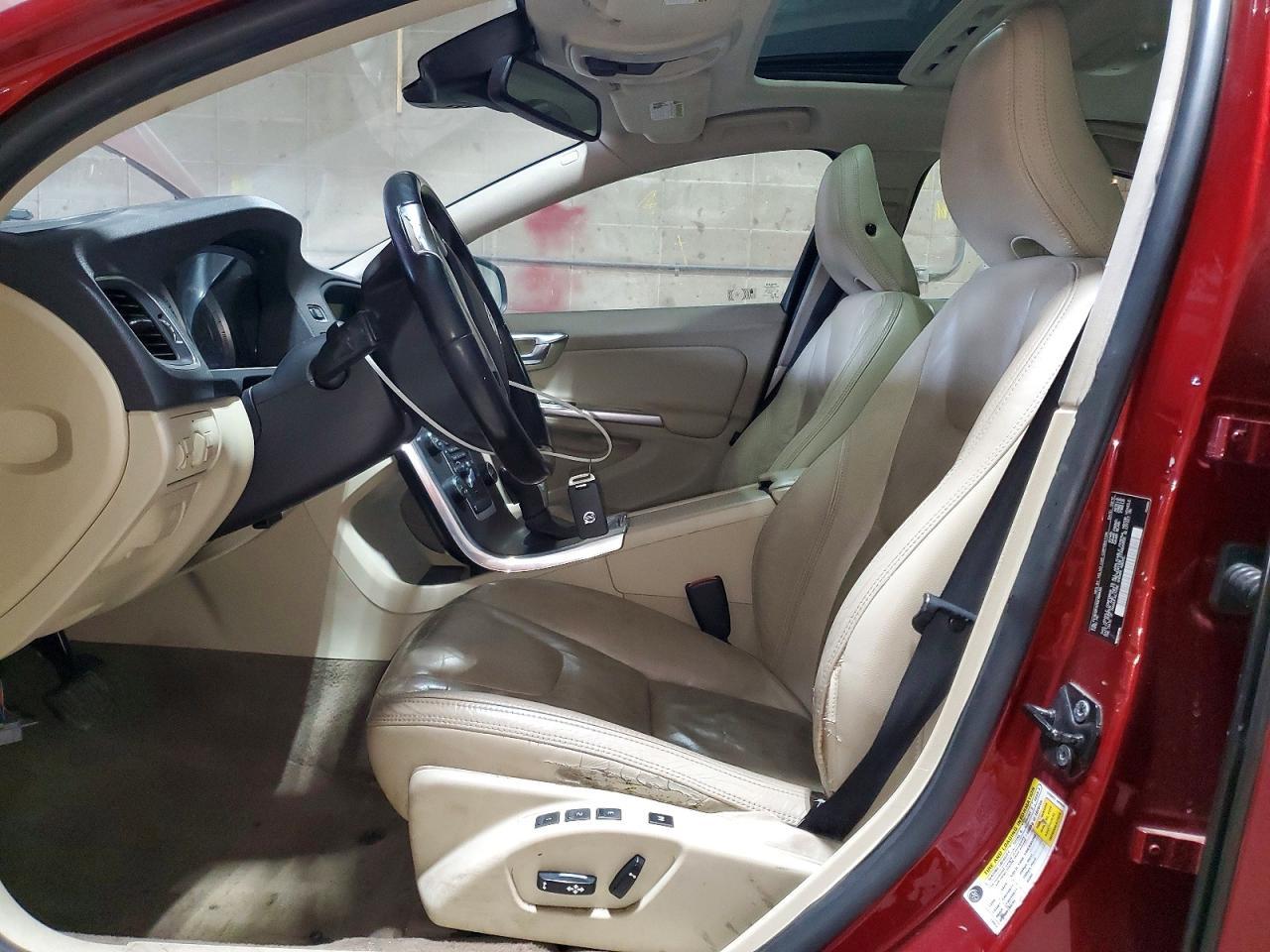 2013 VOLVO S60