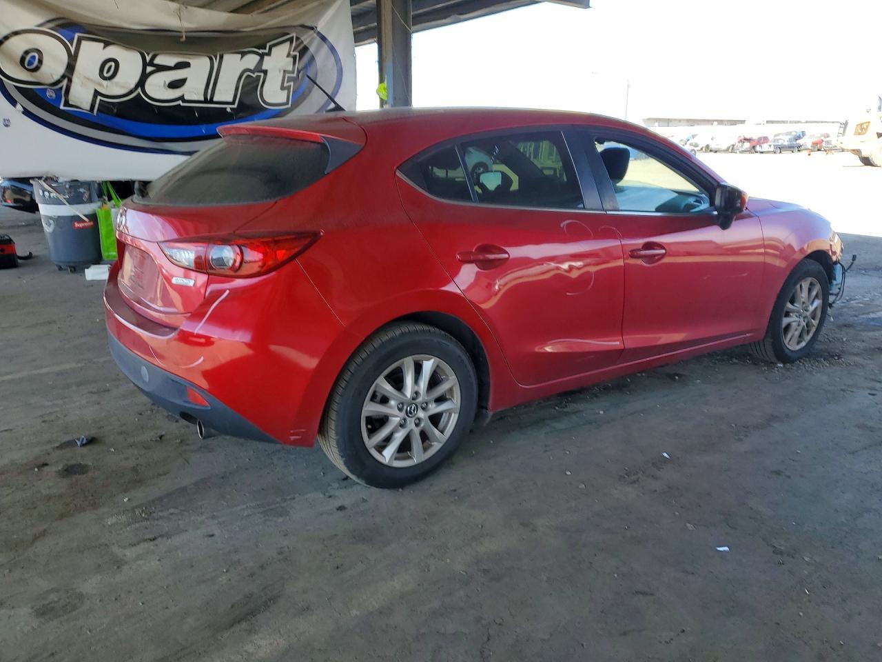 2016 MAZDA 3
