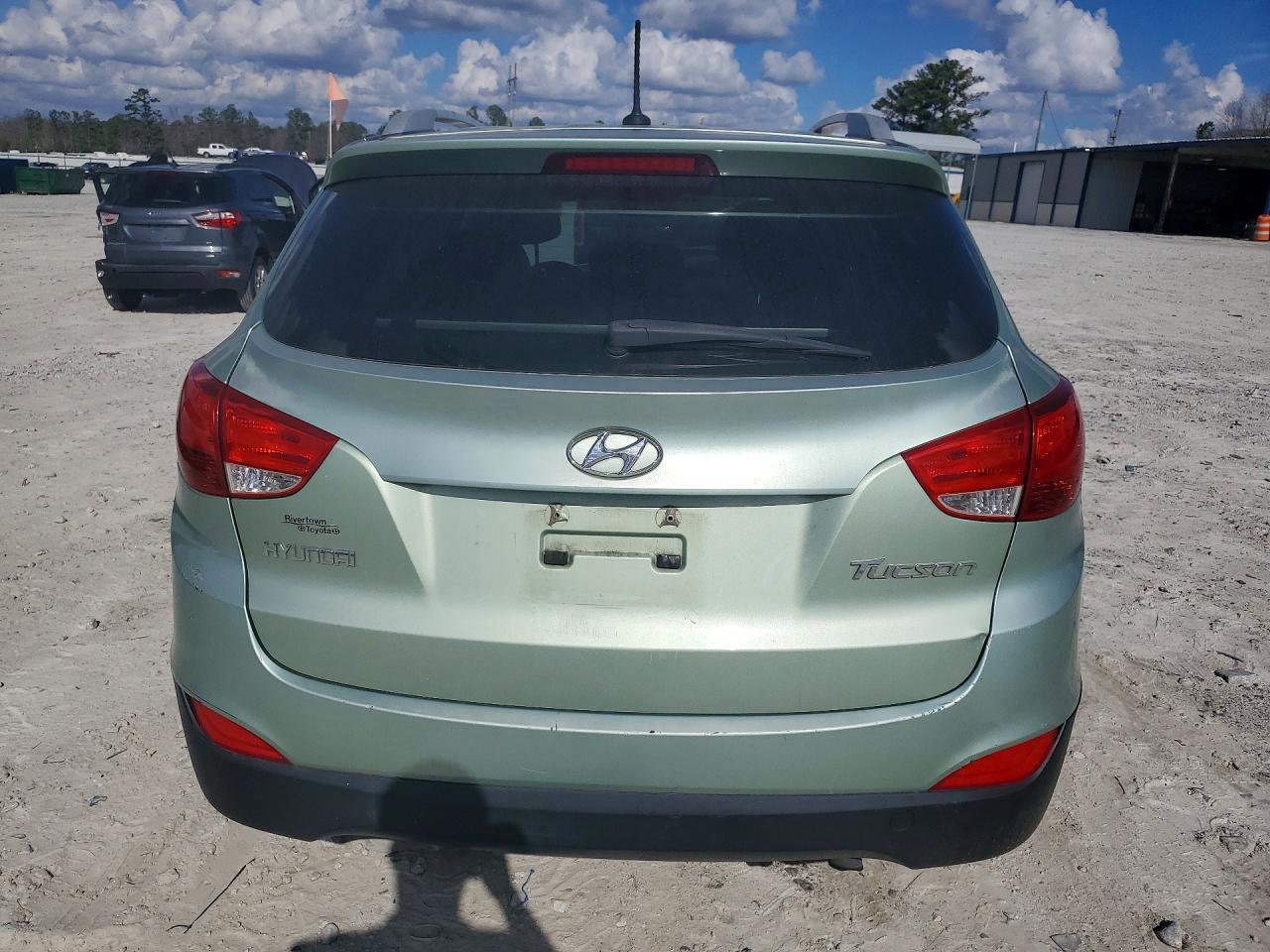 2012 HYUNDAI TUCSON
