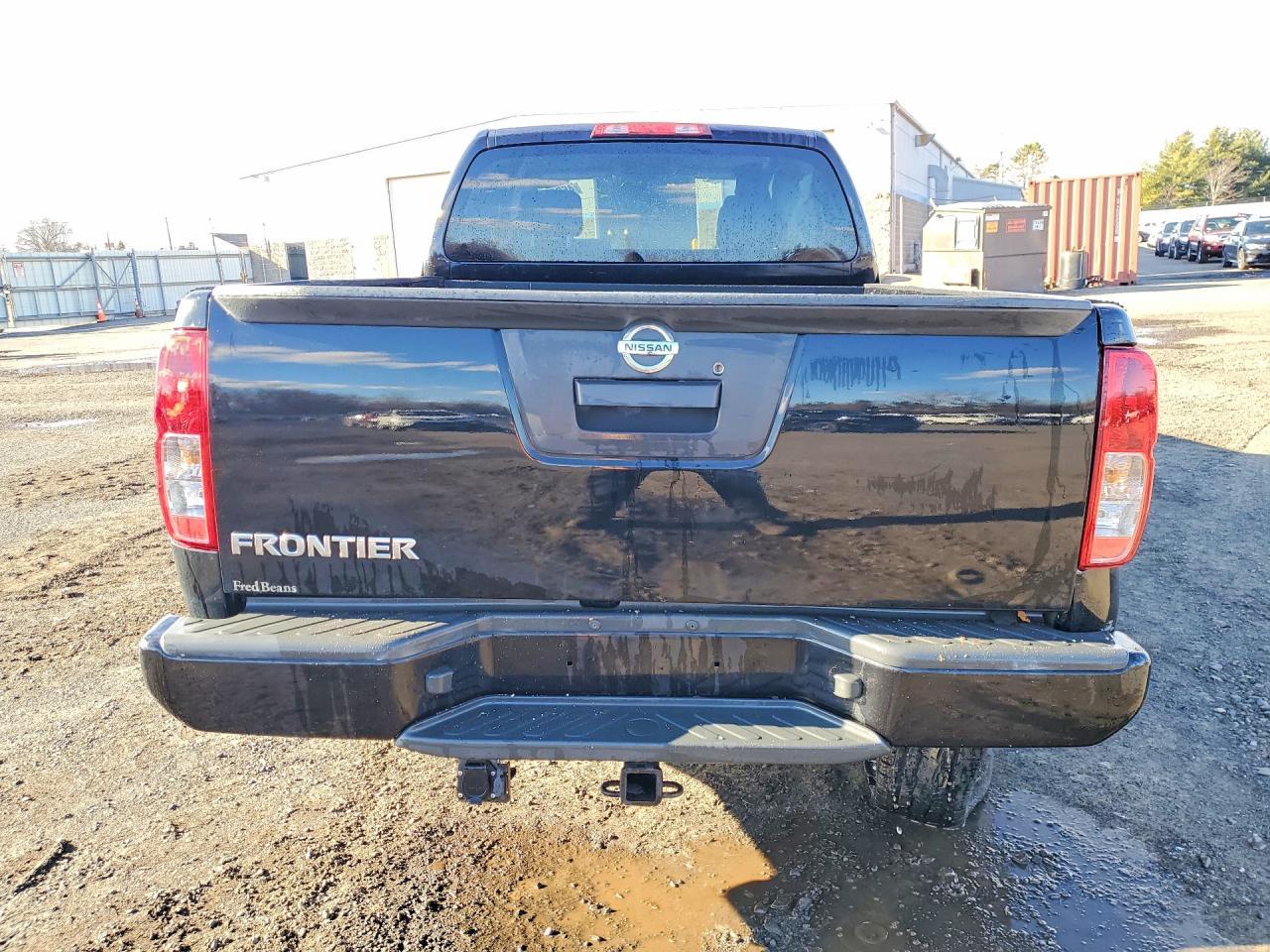2017 NISSAN Frontier