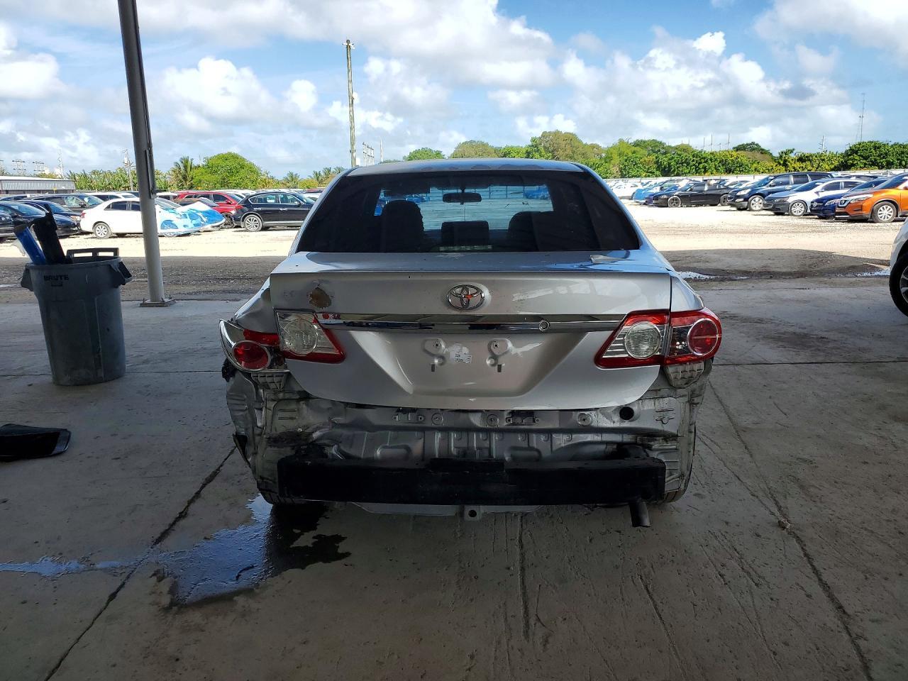 2013 TOYOTA COROLLA