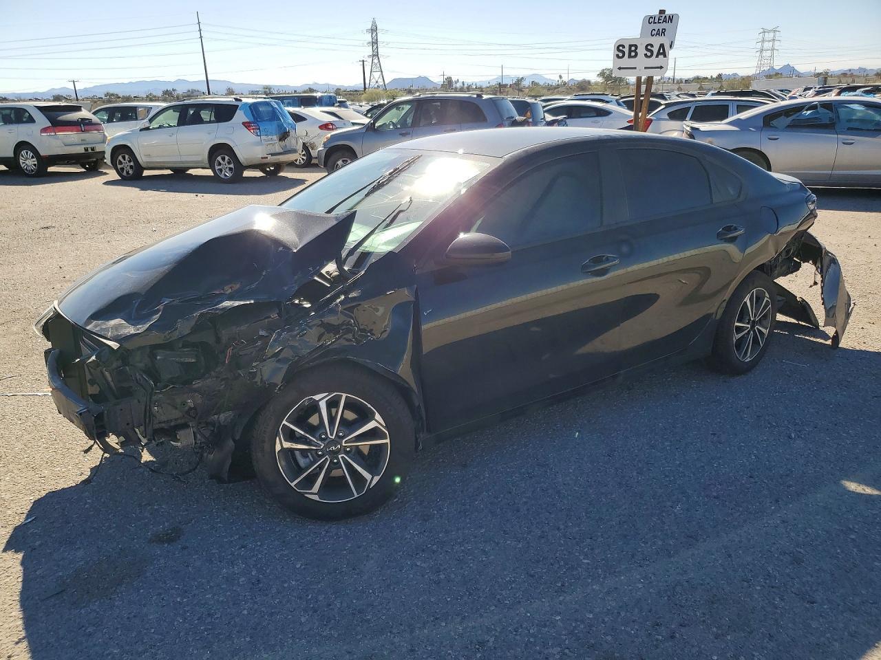 2023 KIA FORTE