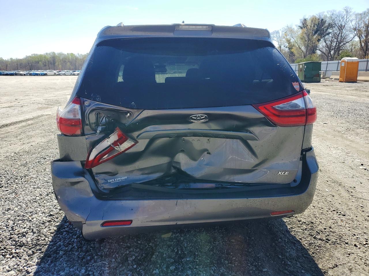 2020 TOYOTA SIENNA
