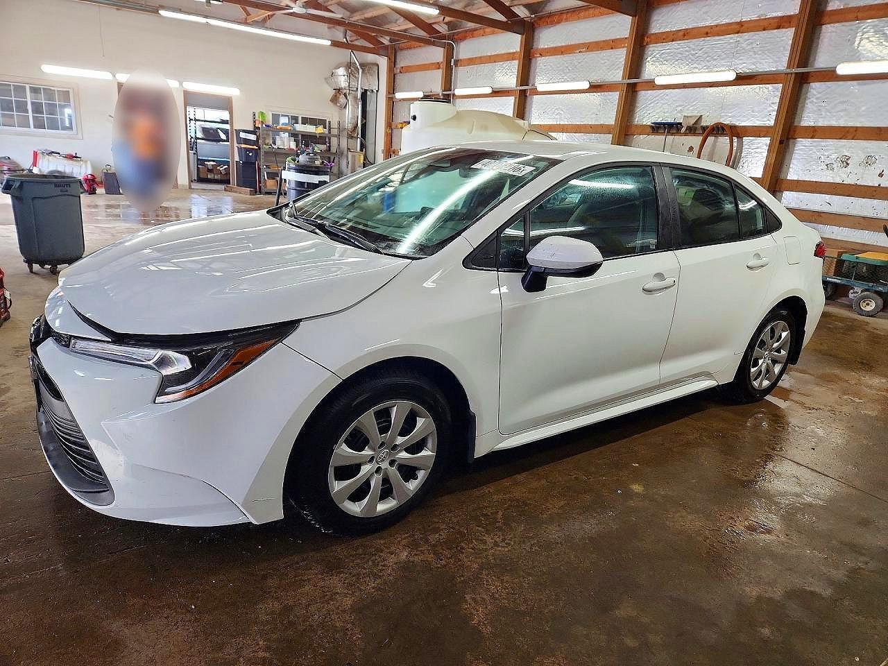 2025 TOYOTA COROLLA