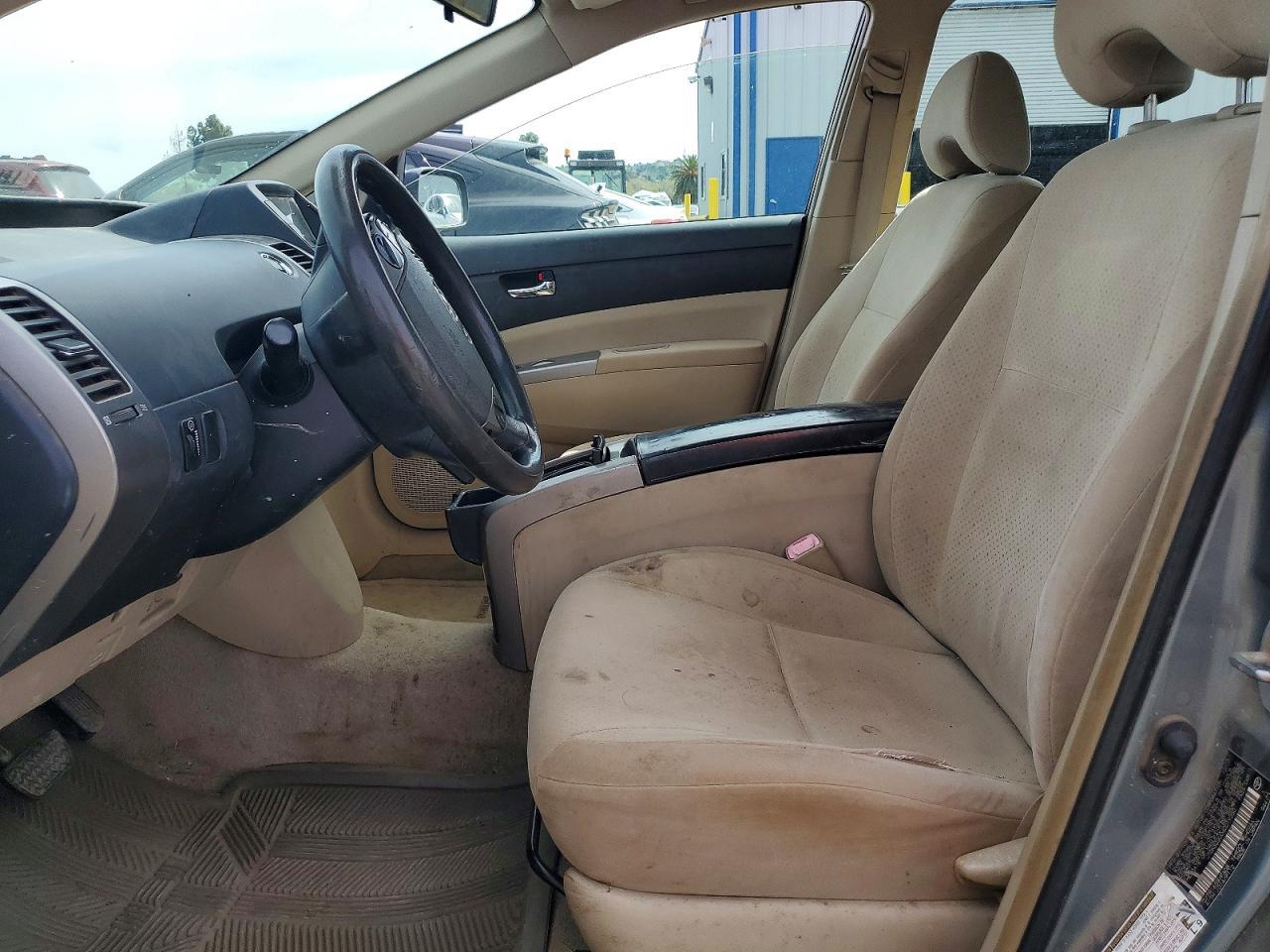 2004 TOYOTA PRIUS