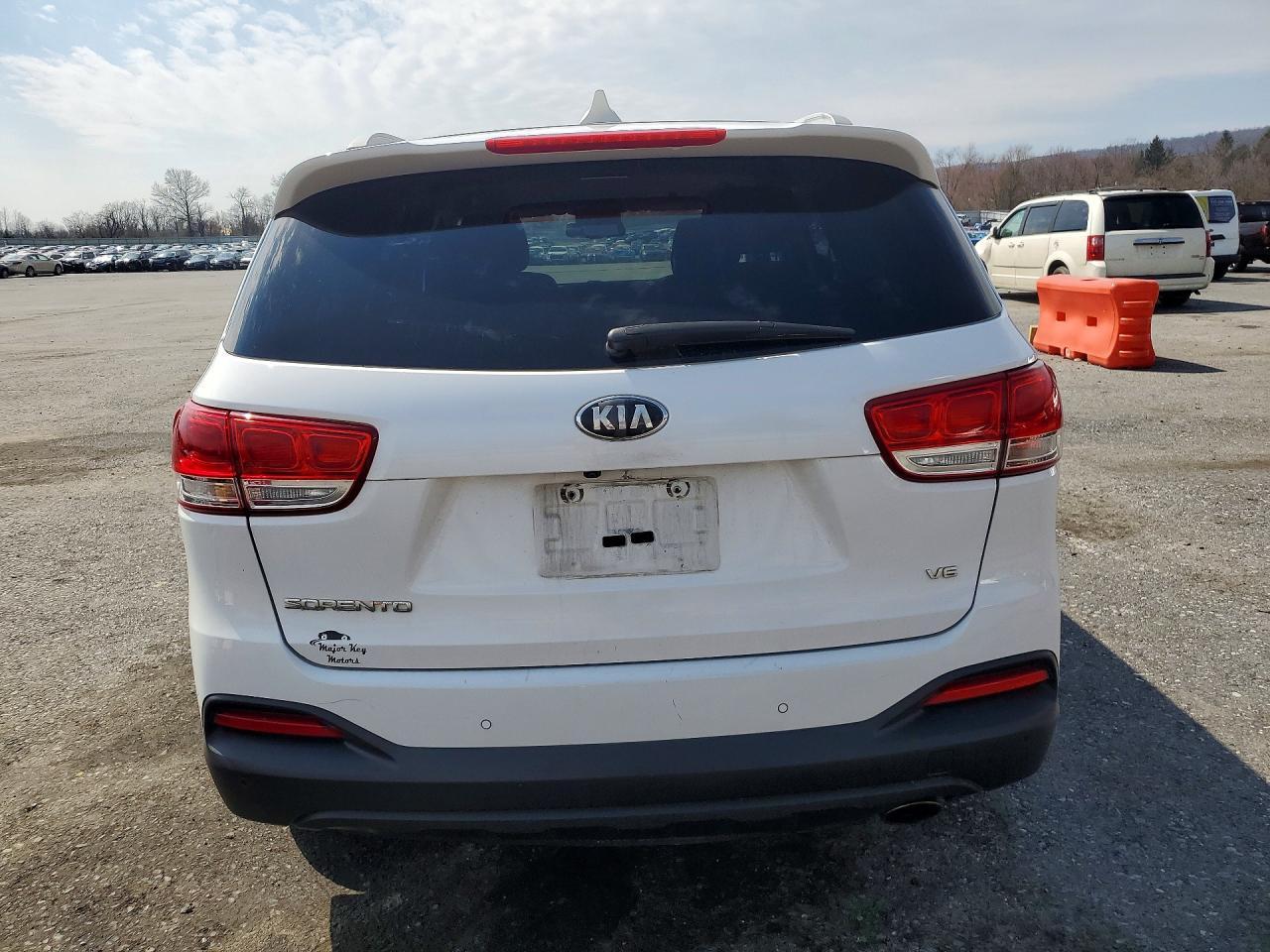 2016 KIA SORENTO