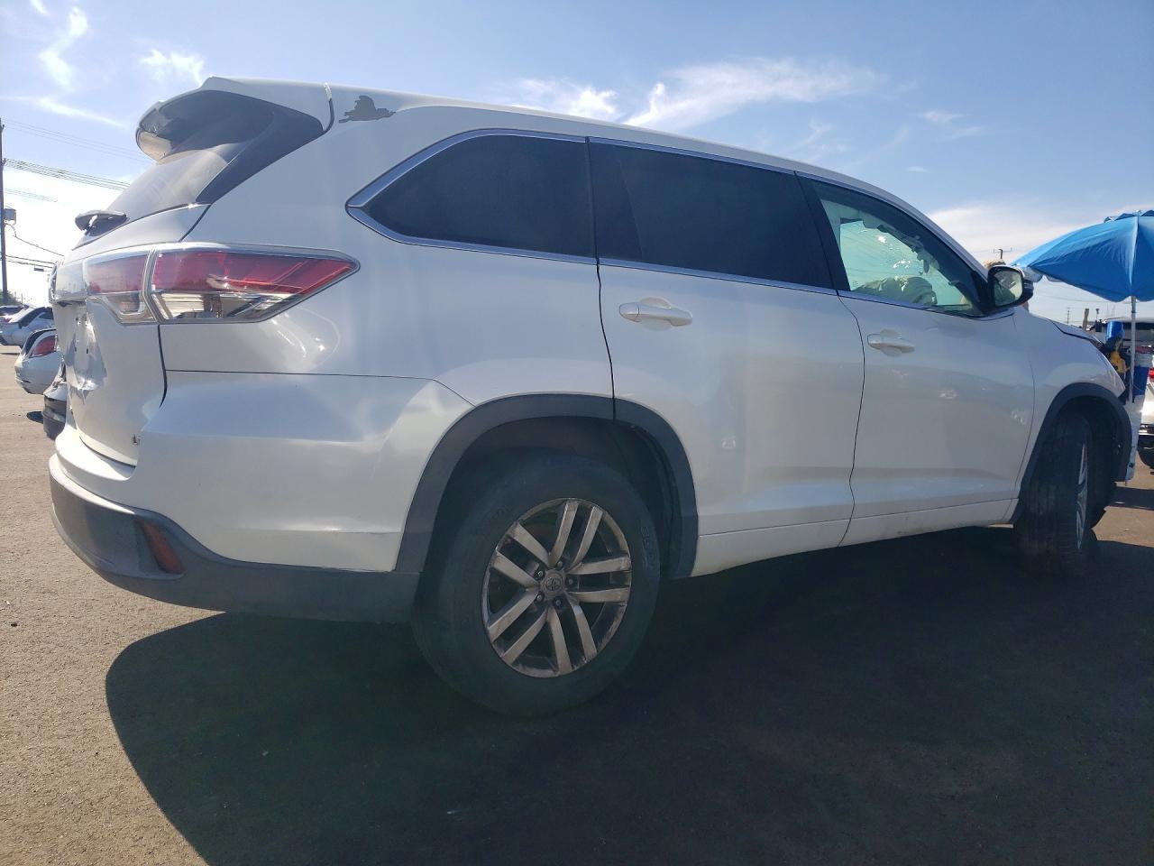 2015 TOYOTA HIGHLANDER