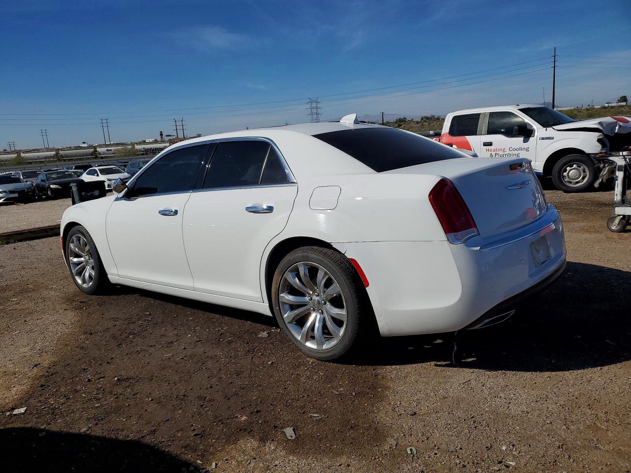 2018 CHRYSLER 300