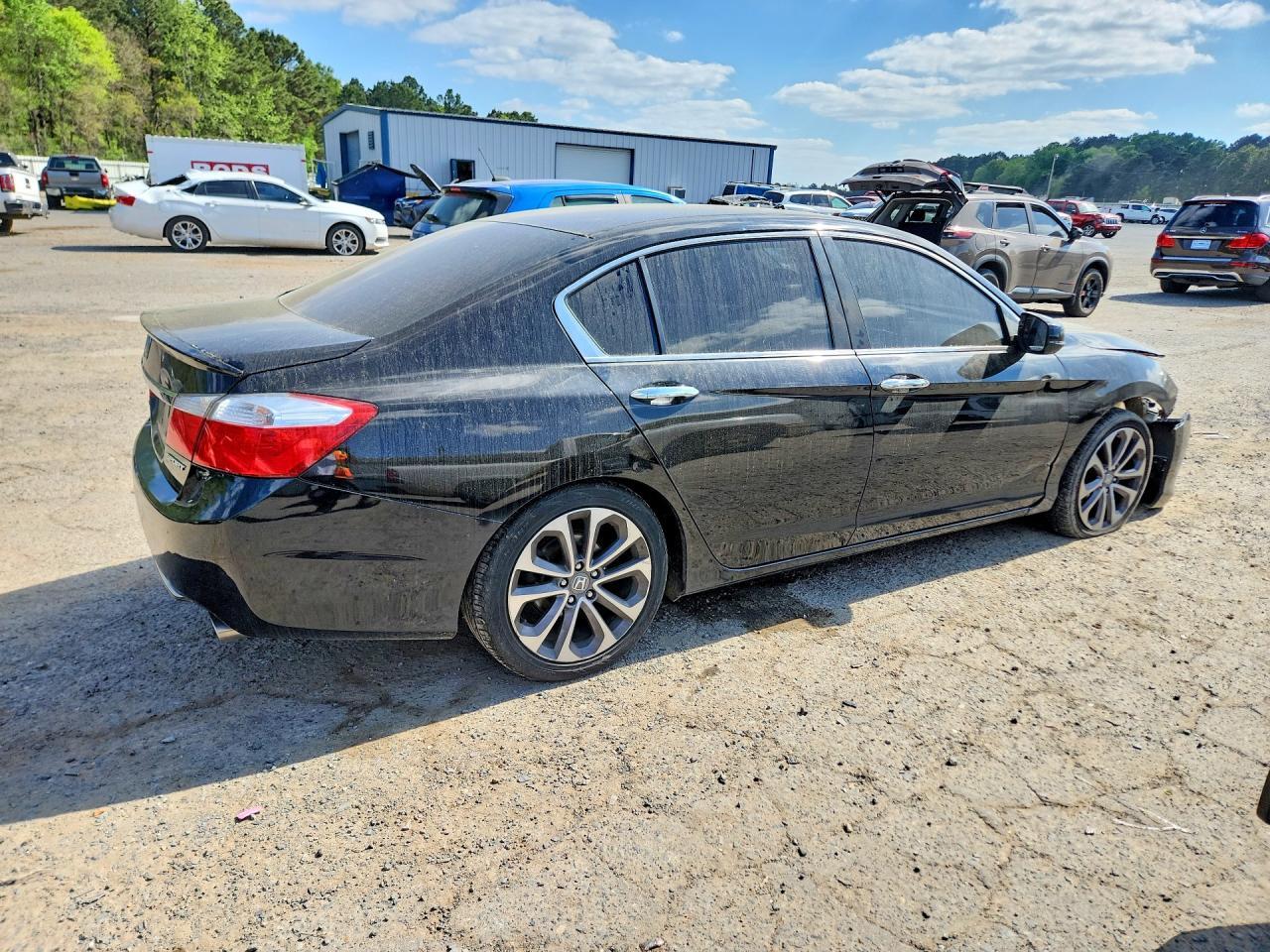 2015 HONDA ACCORD