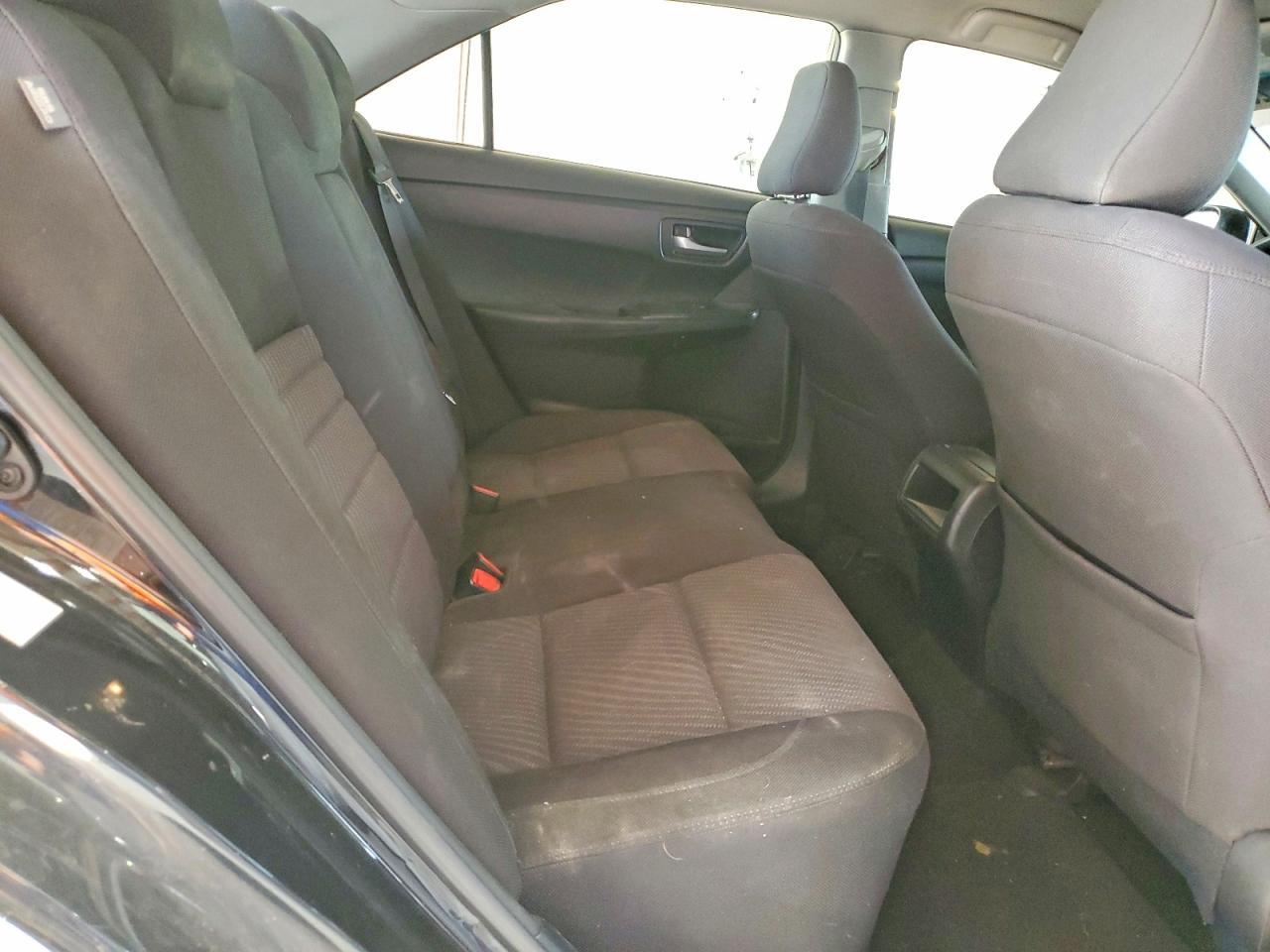 2016 TOYOTA CAMRY