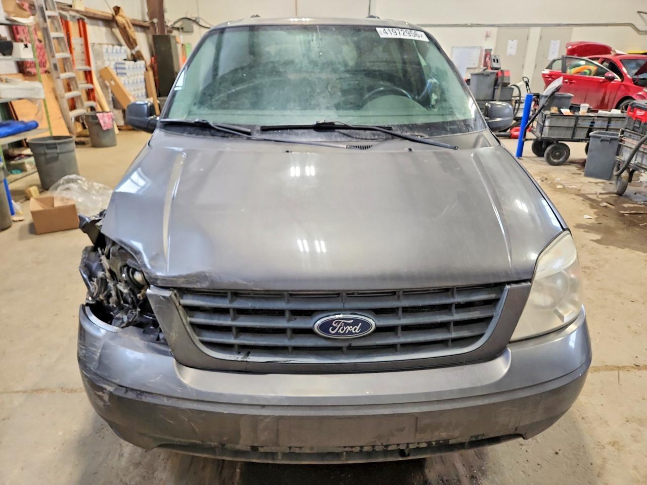 2004 FORD Freestar