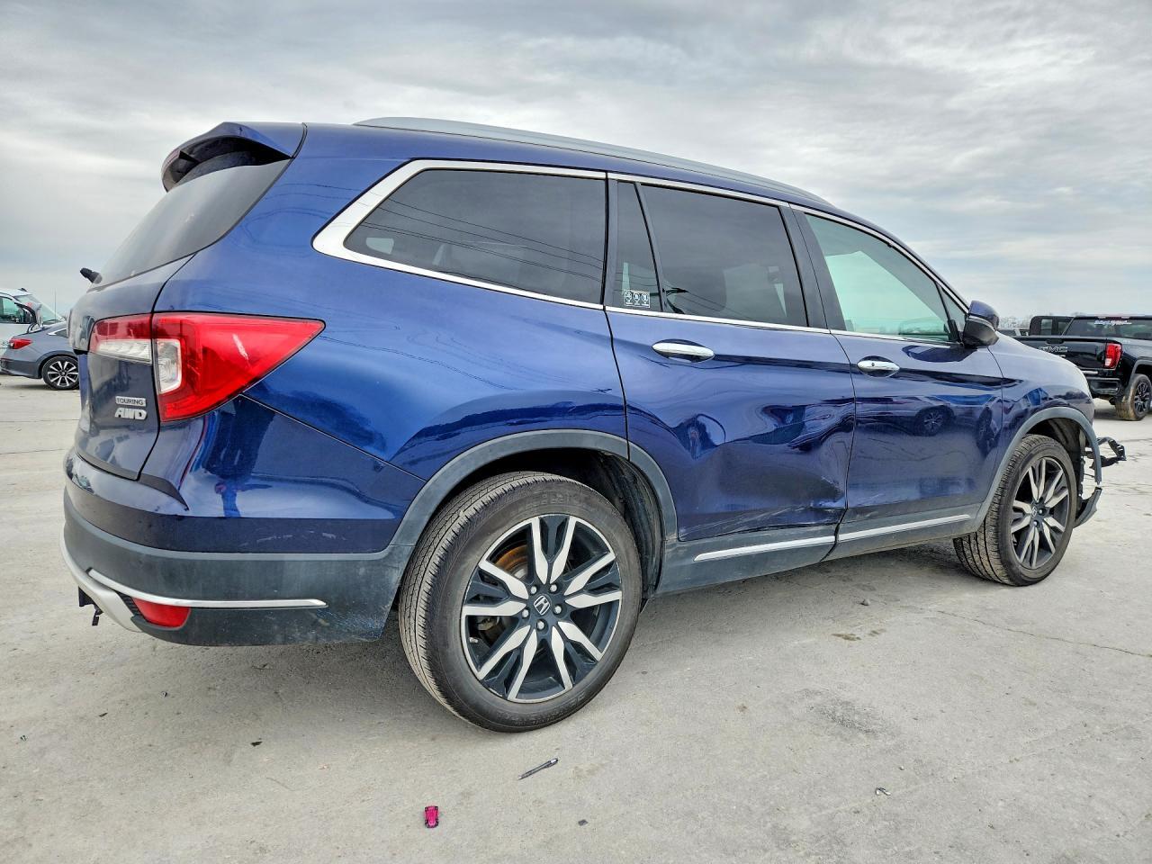 2019 HONDA PILOT