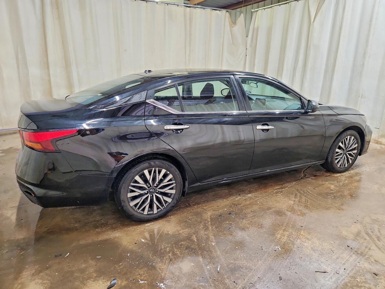 2025 NISSAN ALTIMA