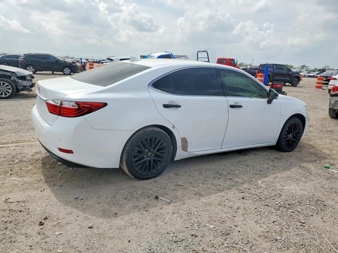 2015 LEXUS ES 350